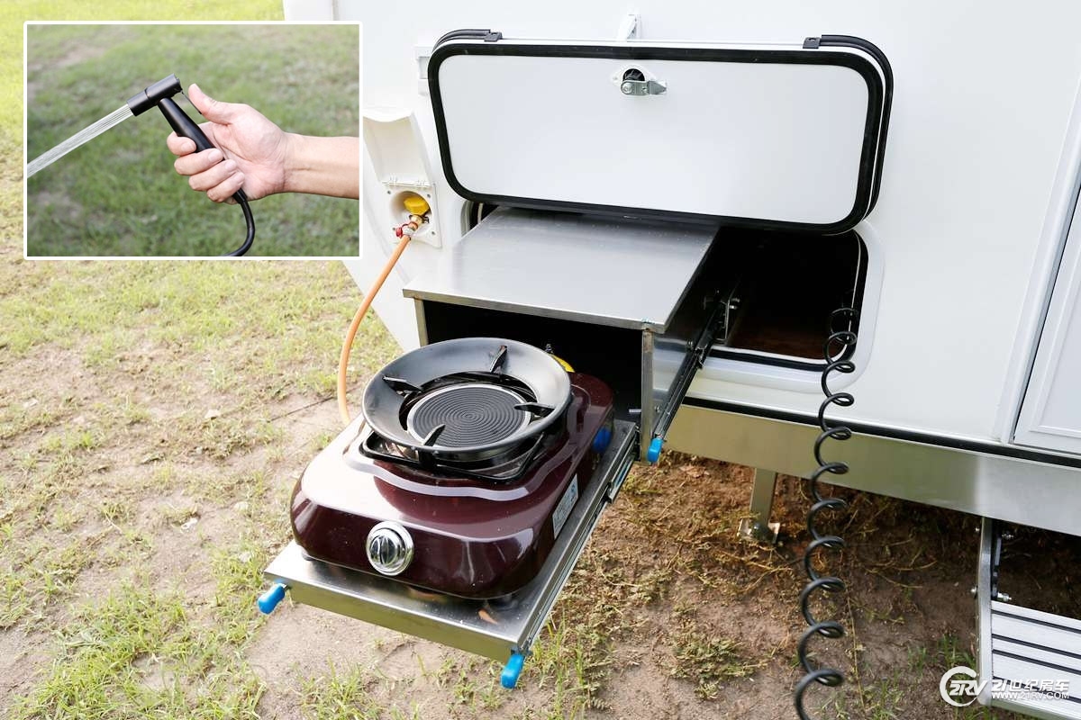 房车价格5-10万元拖挂式房车,房车价格5-10万元7米拖挂房车