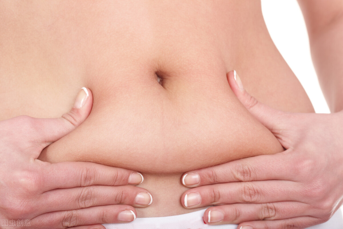 弹力绳瘦背锻炼方法图解,健身最全26种弹力绳训练方法