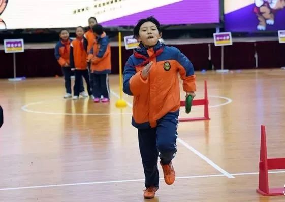 田径史冬鹏,田径运动员史冬鹏