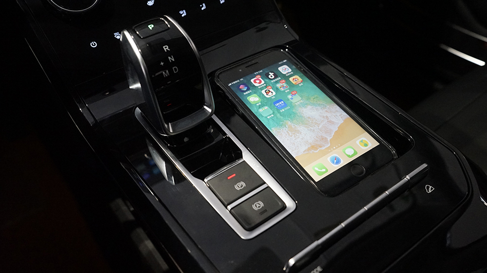 奇瑞瑞虎7plus1.5tcvt试驾视频,峰格设计作品