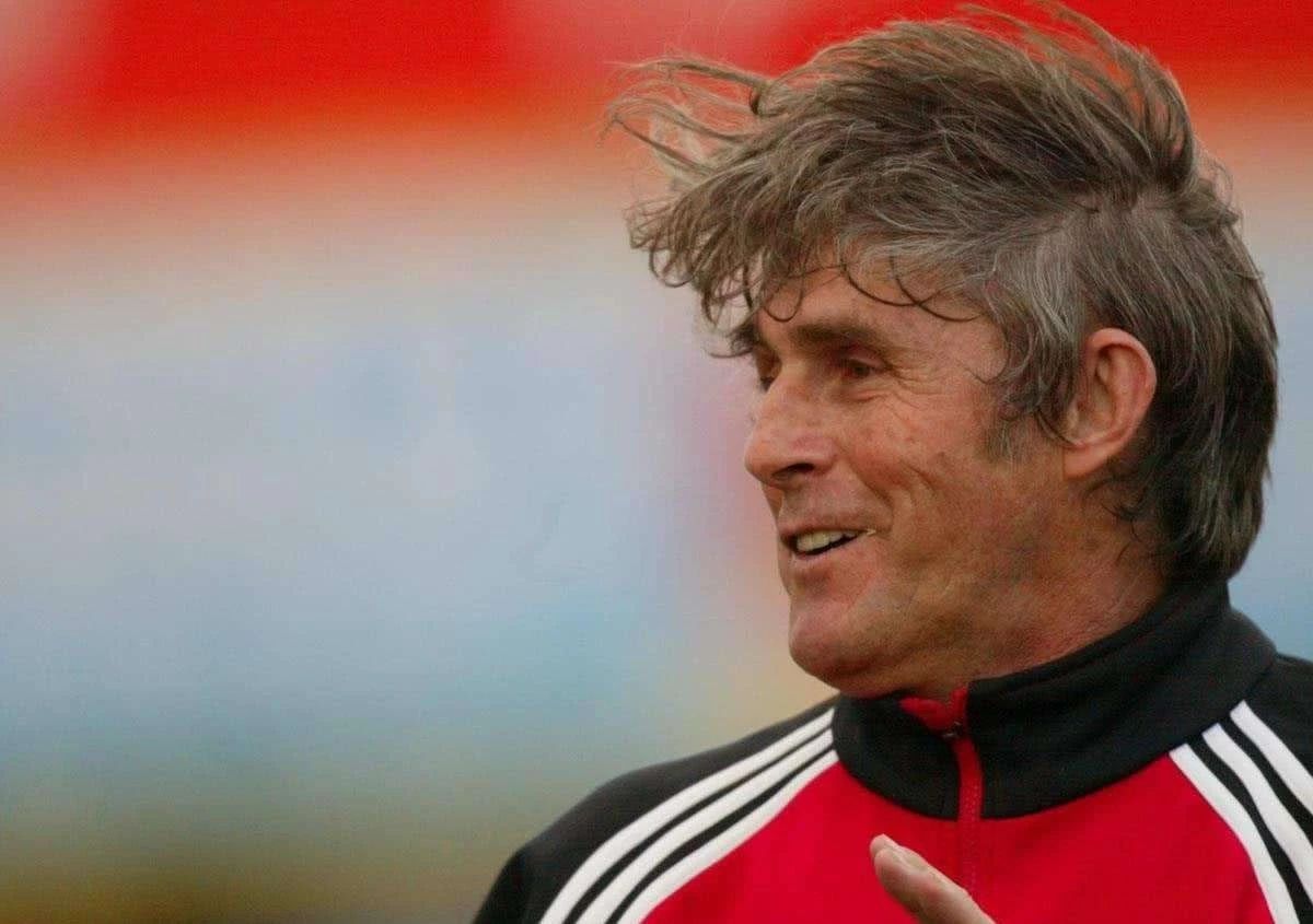 里皮第一次离开,里皮和男足