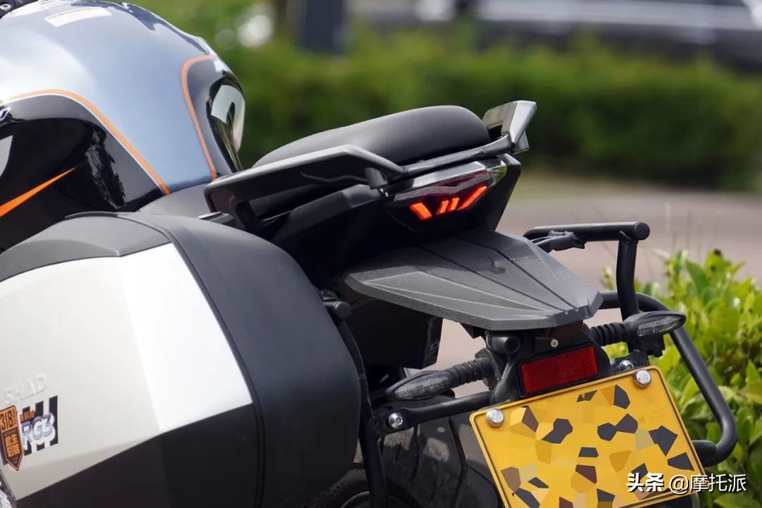 赛科龙rg3和铃木dl250哪款适合长途,赛科龙rg3旅行版测评