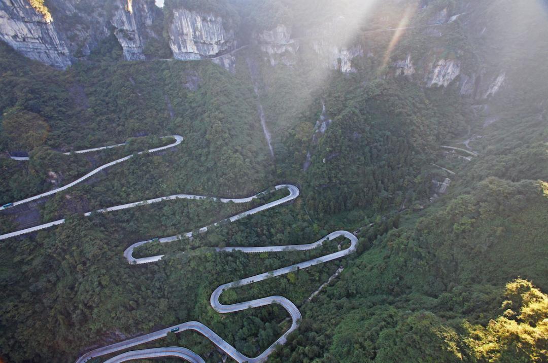 带你了解翼装飞行,翼装飞行为什么还能由低而高