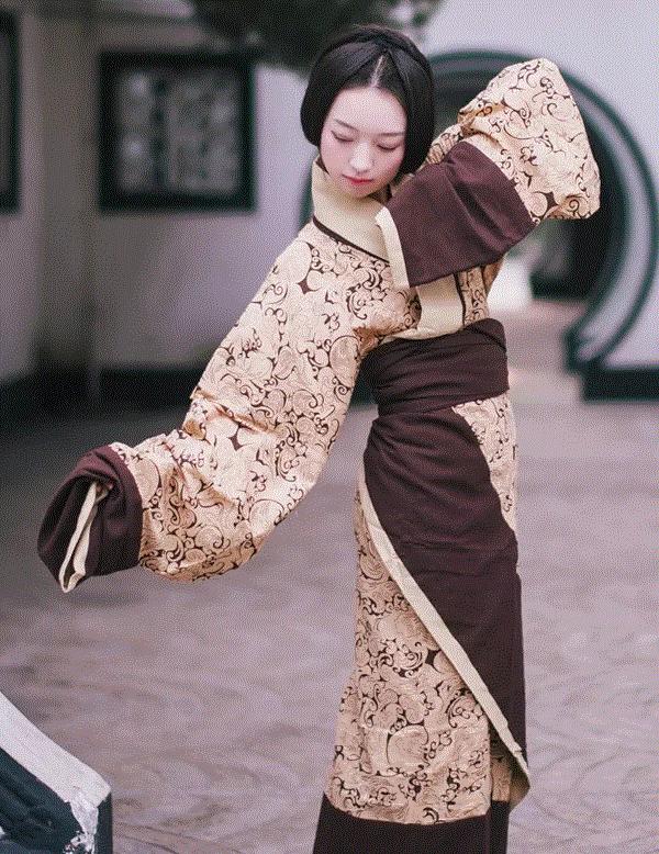 汉服的款式和颜色如何选择,汉服穿哪种款式好看