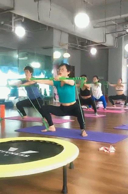 普拉提全身减脂塑形站立,娱乐圈内风靡的普拉提运动