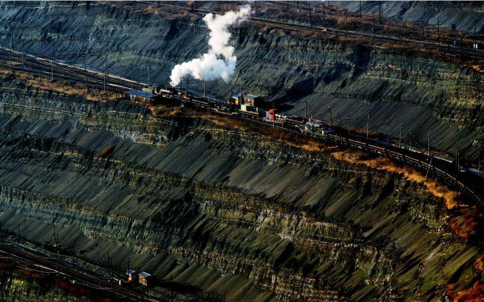 煤矿煤层分层开采,我国最易开采的露天煤矿