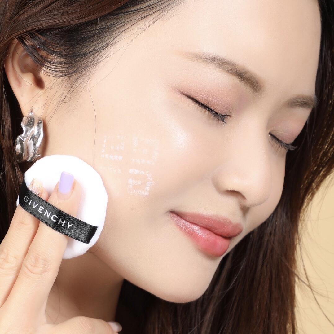 粉底液千万不能买错！挑到适合自己的，皮肤就像开了一层滤镜