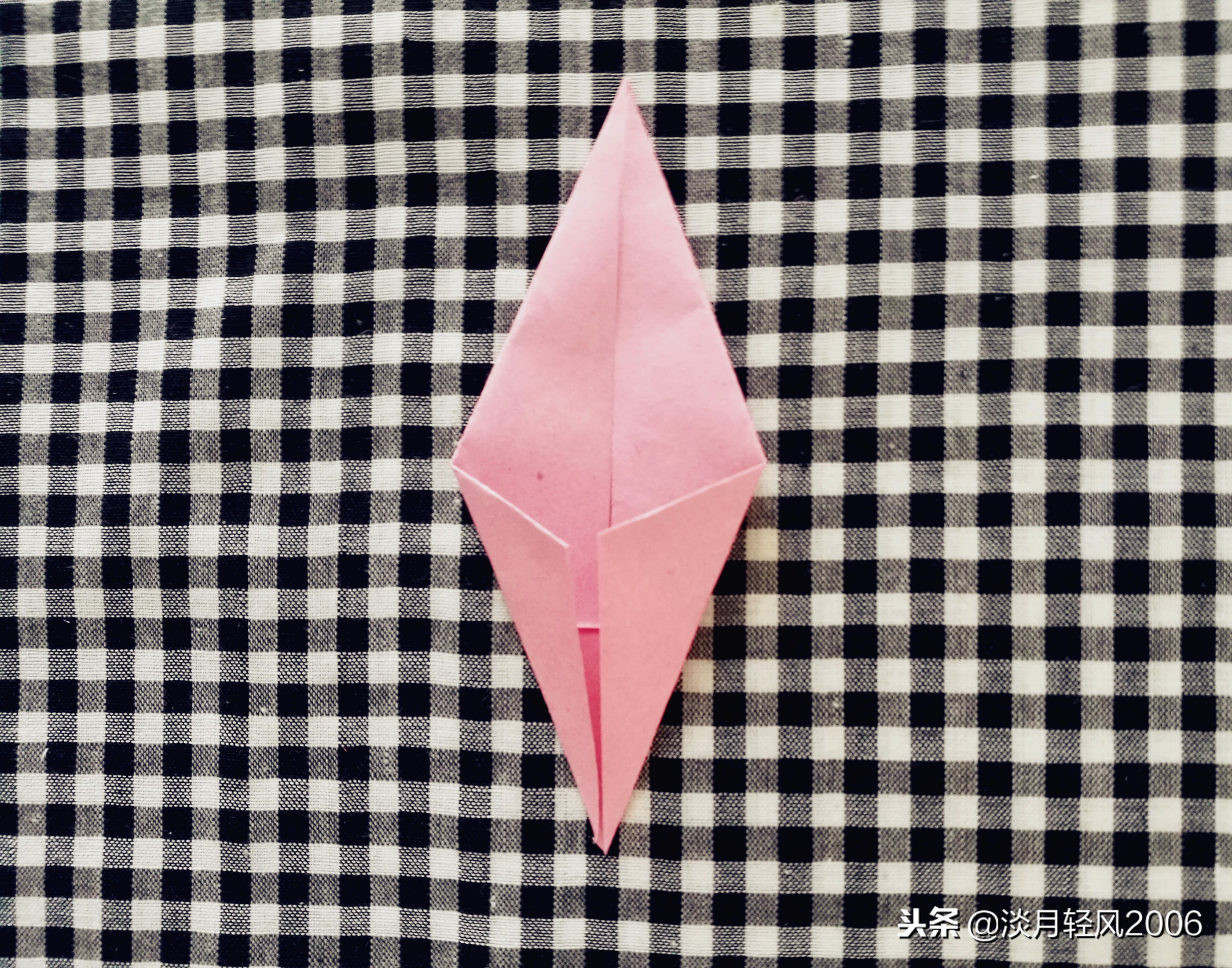 手工百合花制作幼儿园,百合花幼儿手工