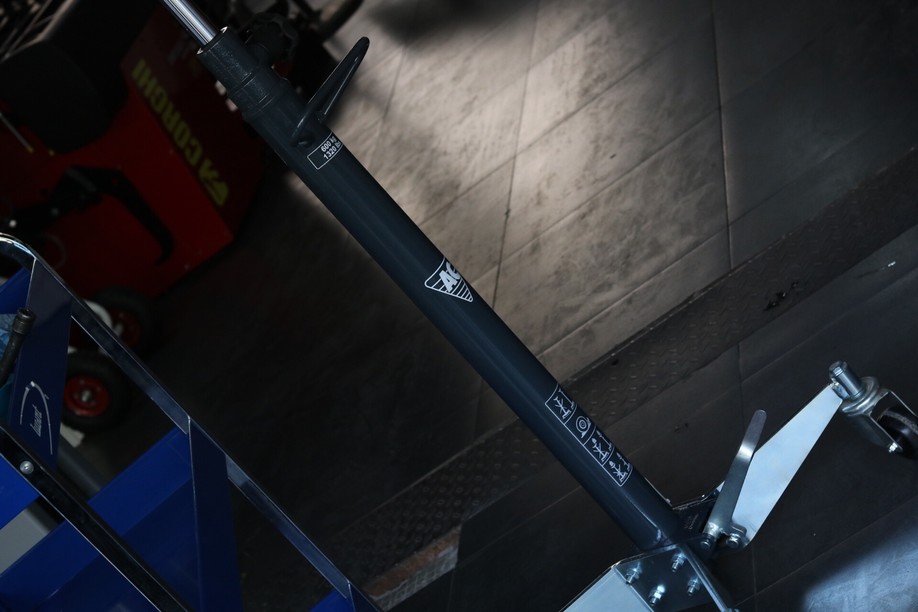 怪兽修车老车翻新视频,怪兽修车老车翻新天津