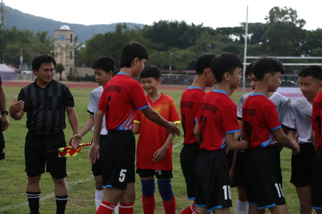 “踢”出风采！白沙第三届中小学“校园足球”赛开幕