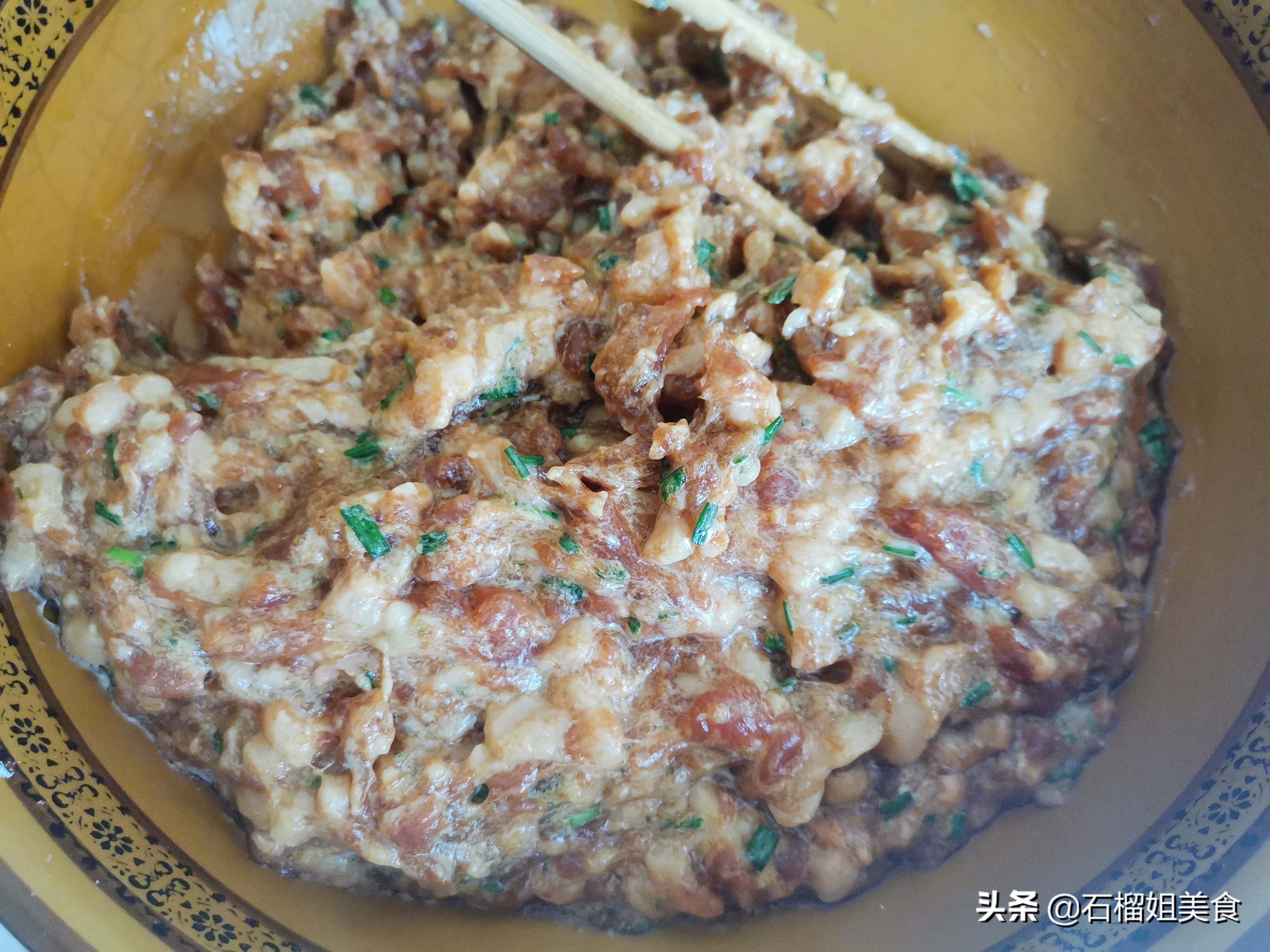 为什么蒸包子老是面烫了一样,包子馒头如何揉面才会蓬松