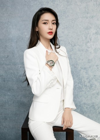 angelababy中超联赛开幕式,angelababy活动现场礼服原图