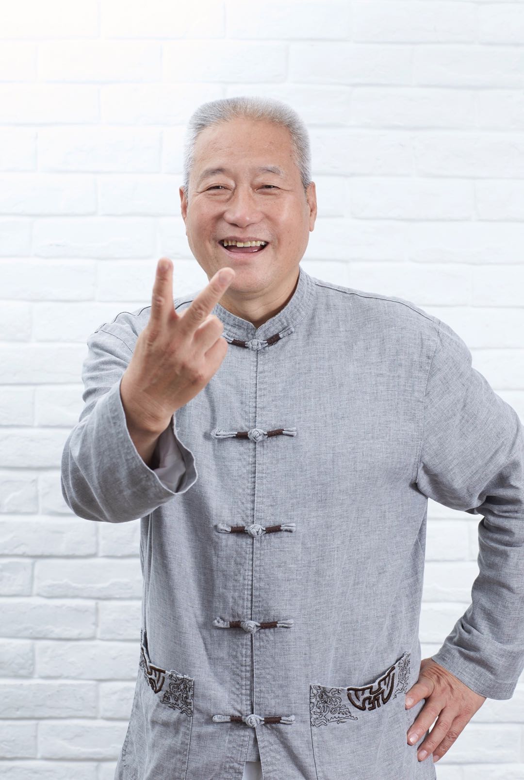 哥现在改喝精酿啤酒了