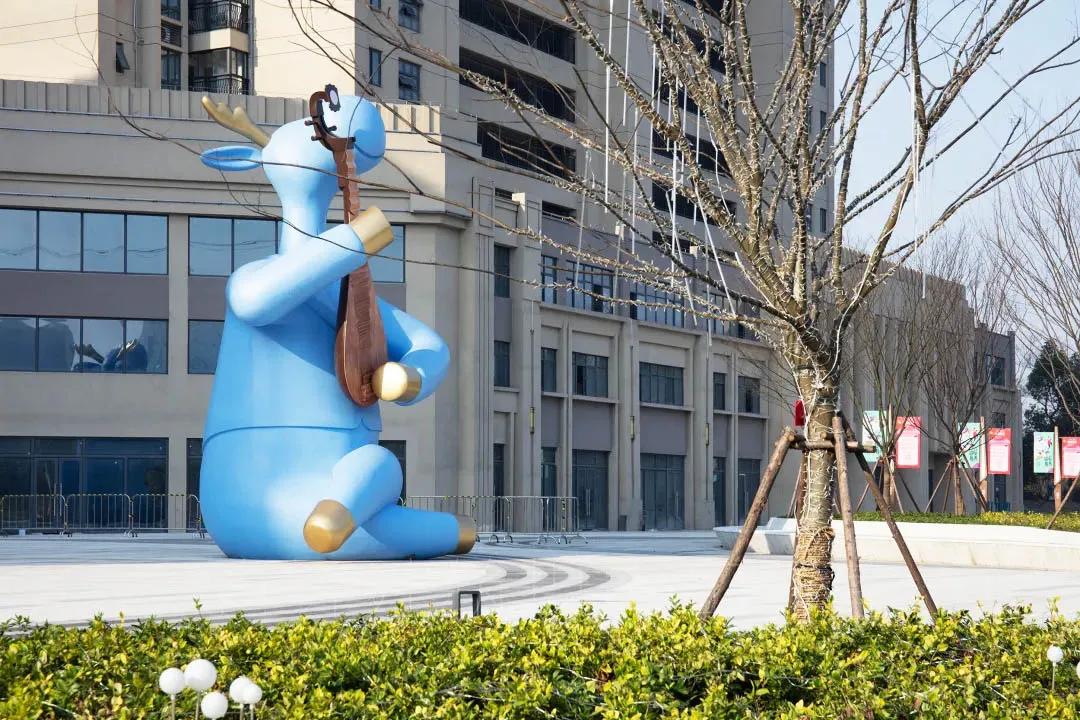 鍒涙剰鏅瑁呴グ姘涘洿,鍒涙剰鏅闆曞鎽嗕欢