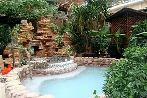 北京洗浴温泉休闲会所排名前十,天冷了北京10大温泉度假村等您泡