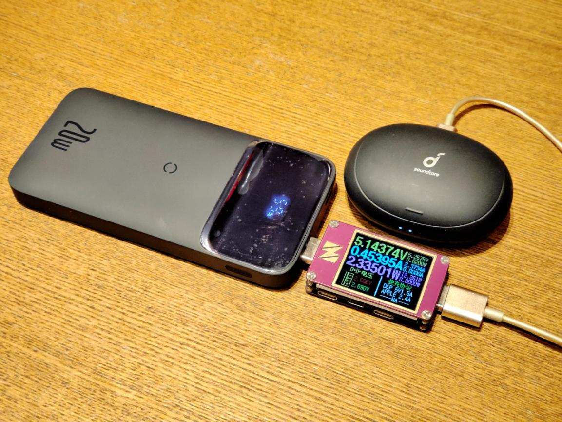 倍思无线快充移动电源怎么用,倍思40w无线超级闪充