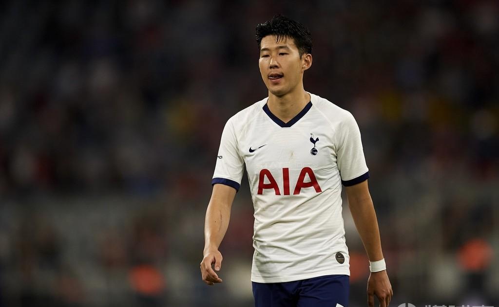 梅西与c罗巅峰对决梅西绝杀,fifa20c罗和梅西