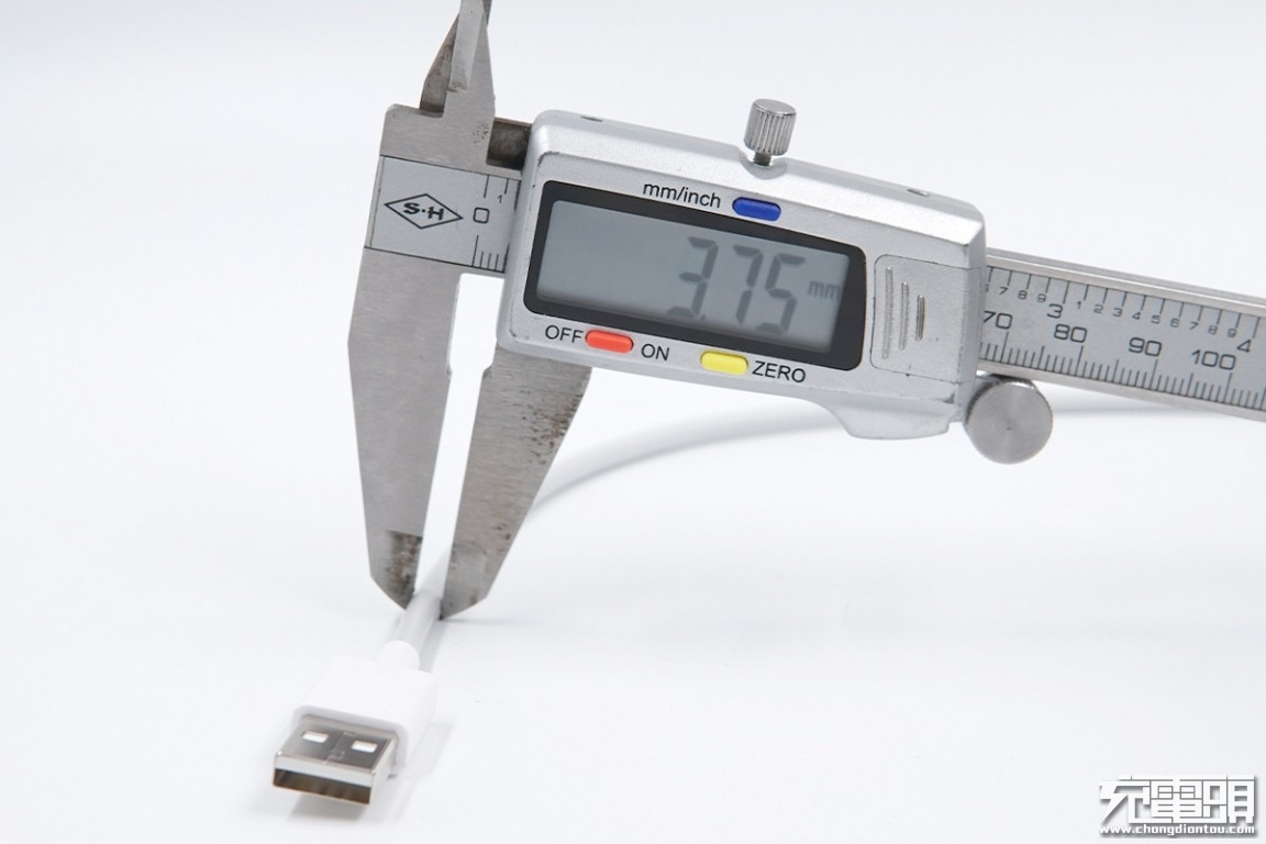 vivoiqooneo5充电,iqoo5支持66w快充