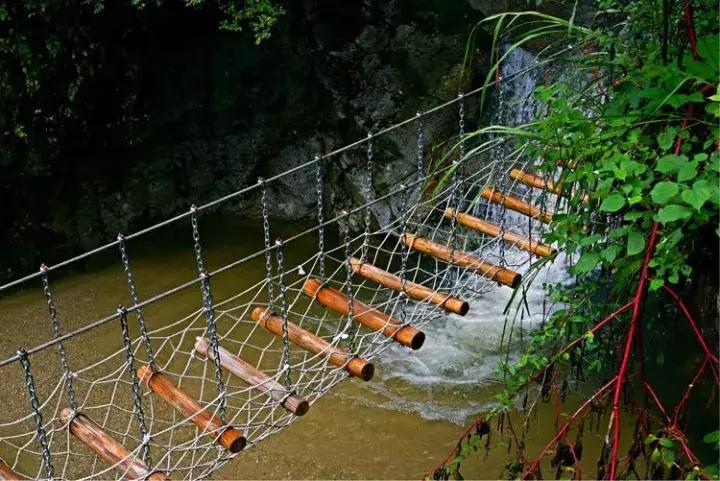 平江碧龙峡景区值得去玩吗,平江碧龙峡全长多少公里