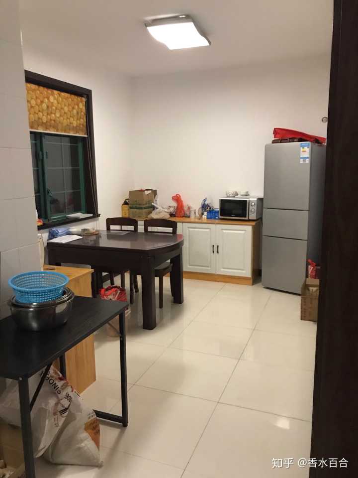 买了高层的人怎么样了,买了顶楼的房子后悔了吗