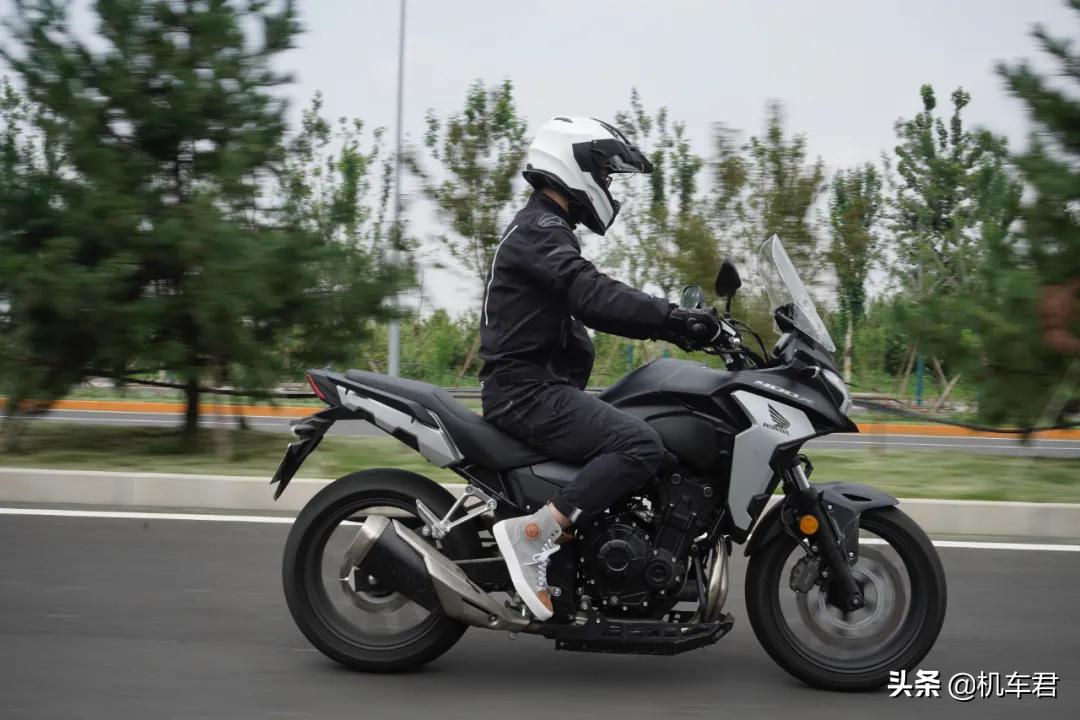 测评本田CB400视频,本田cb400x有必要装大撑吗