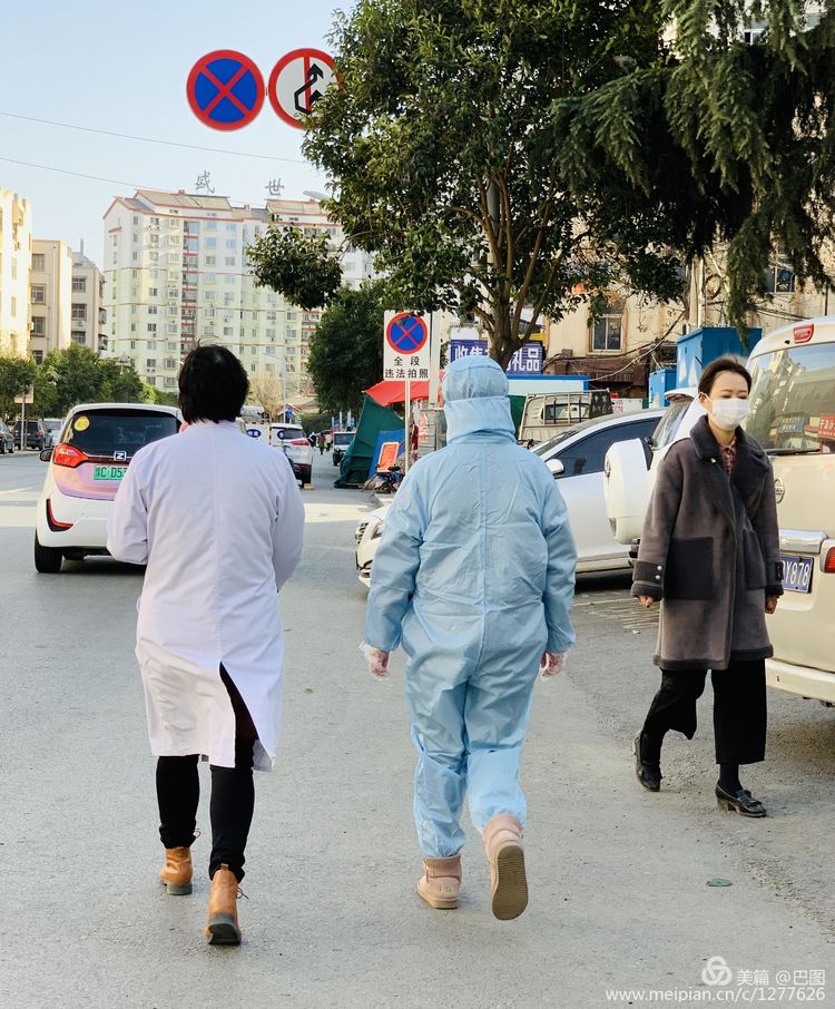 上阳宫到百货楼,疫情下逛西工,期待小街锅贴,王城广场听戏