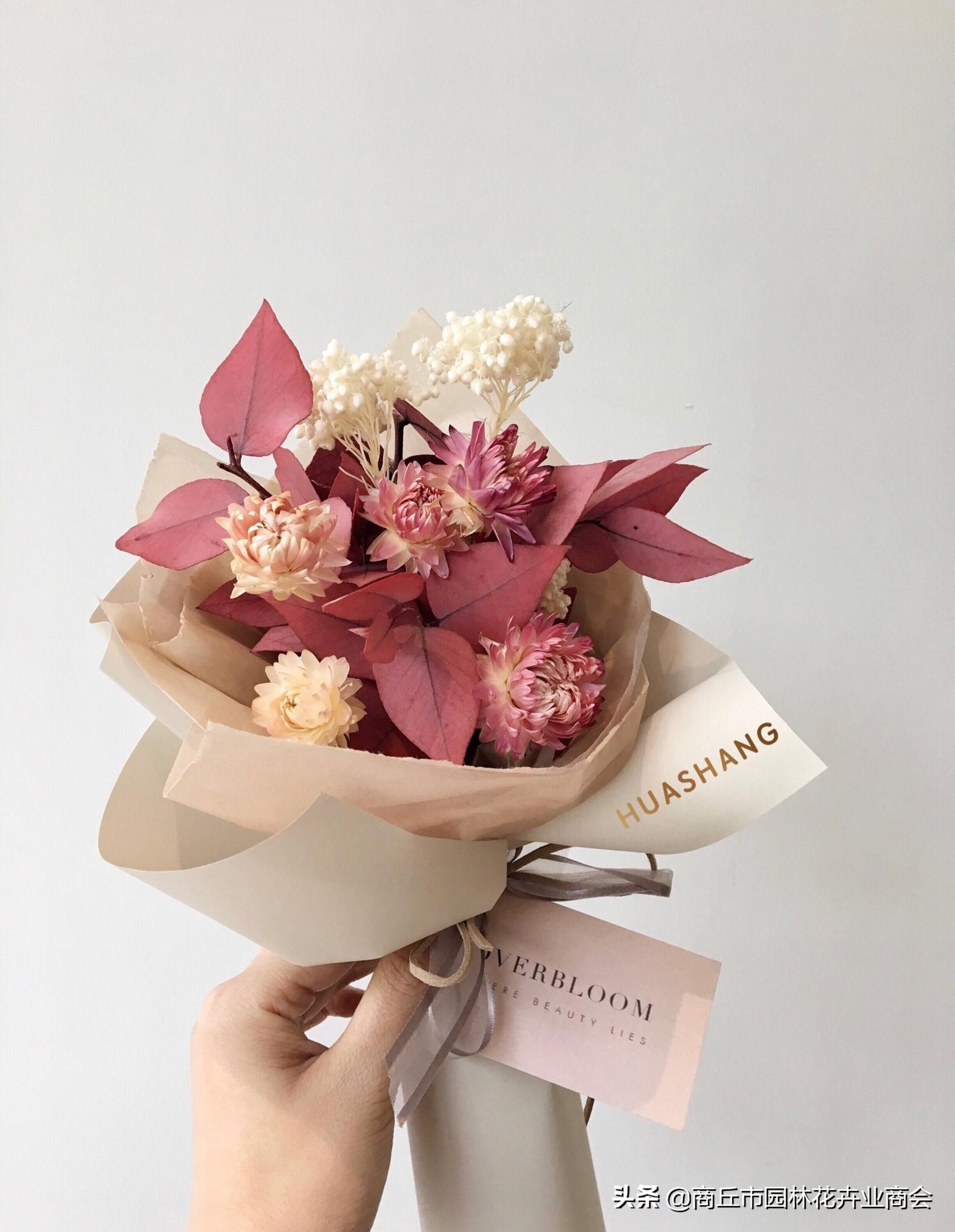 鲜花蔫了就要扔吗,鲜花蔫了需要太阳吗