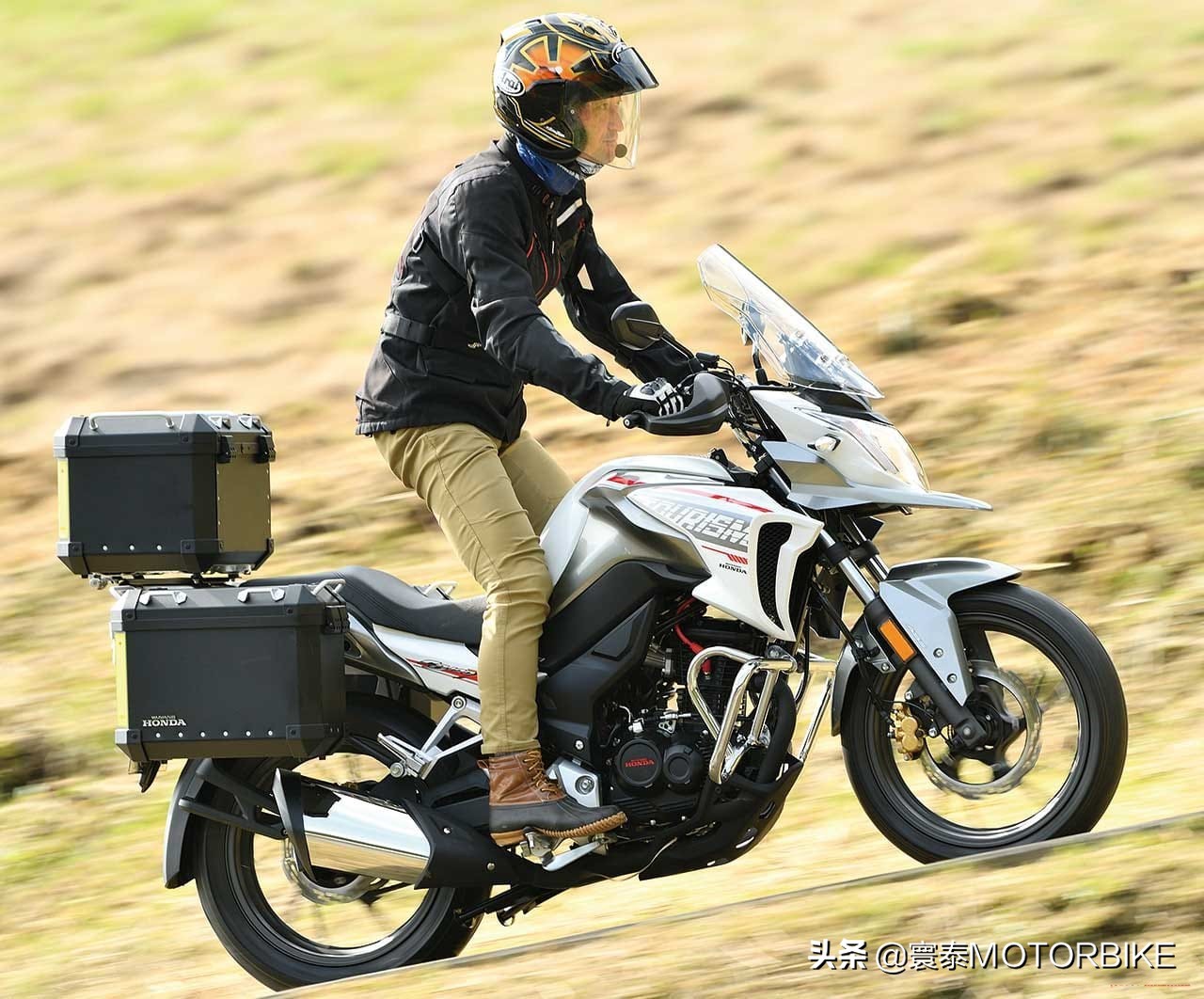 国三猛鸷cb190x和国四猛鸷190,2018款五羊本田猛鸷cb190x