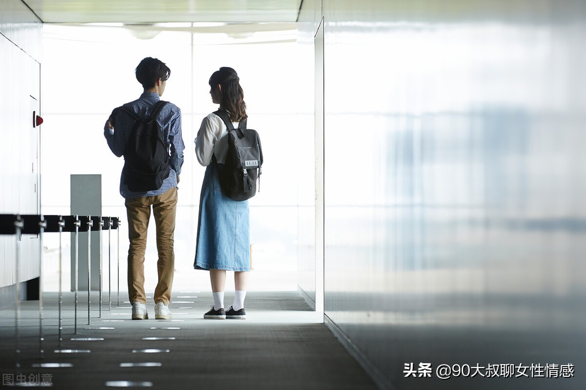 相亲第一次约会带闺蜜去可以吗,女生约会带上闺蜜是什么心理