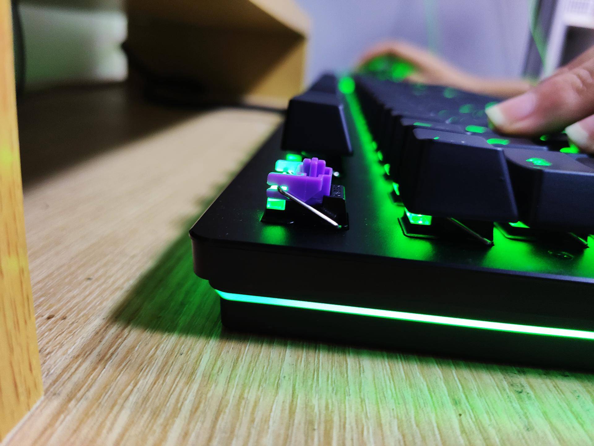 雷蛇猎魂光蛛精英版键盘怎么样,雷蛇千元内键盘推荐