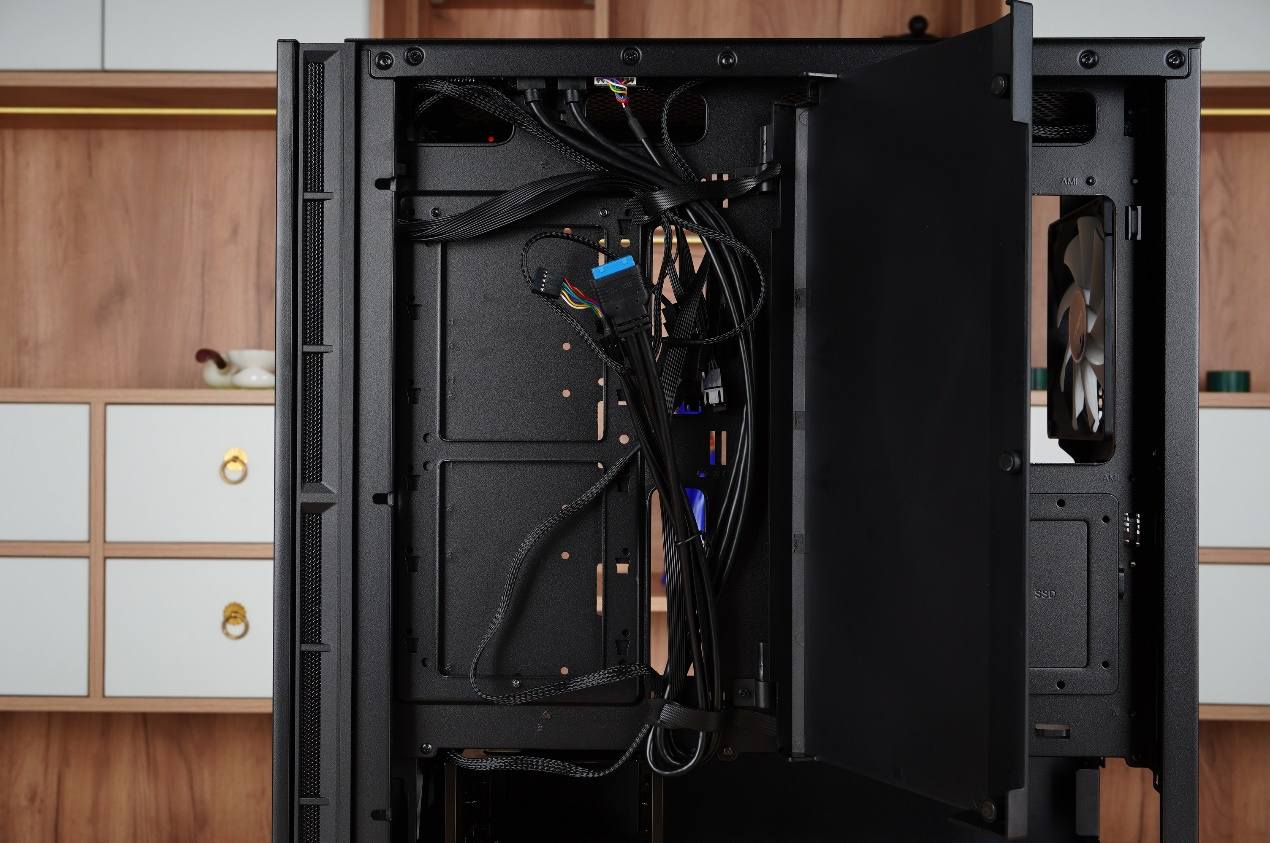 先马黑洞和黑洞3哪个好,先马黑洞3和先马黑洞7