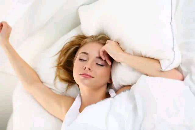 很多女性朋友的更年期都提前了,正在经历更年期