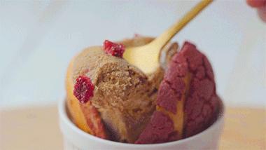 12种不同吃冰淇淋的方法,夏天吃冰淇淋的正确方式