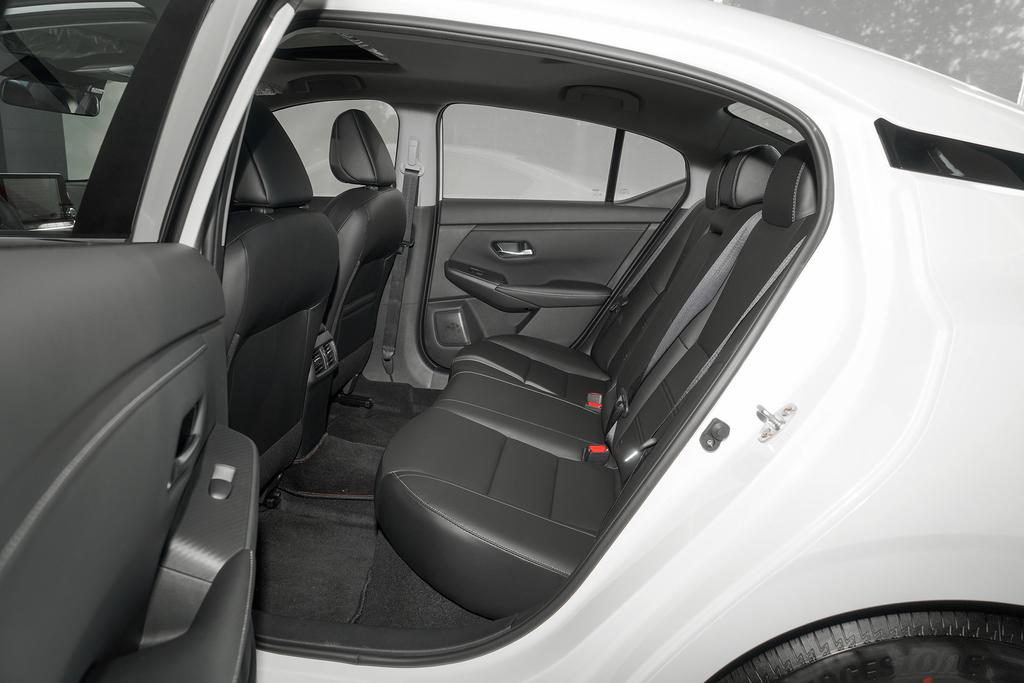 日产轩逸2010款卖了大概多少钱,2013年的日产轩逸能卖多少钱一台