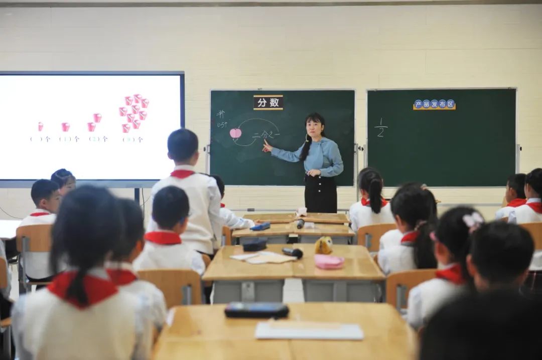 天府四中23摇号比例,成都三中摇中概率