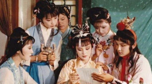 满纸荒唐言一把辛酸泪开篇词,满纸荒唐言一把辛酸泪修辞手法