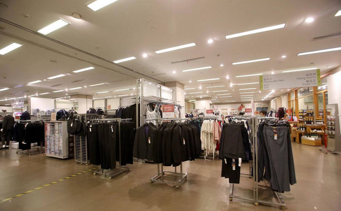 外贸服装店进货渠道,开服装店进货有什么技巧