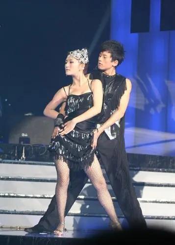 谢娜和张杰之间的趣事,谢娜和张杰的爱情故事如何展开的