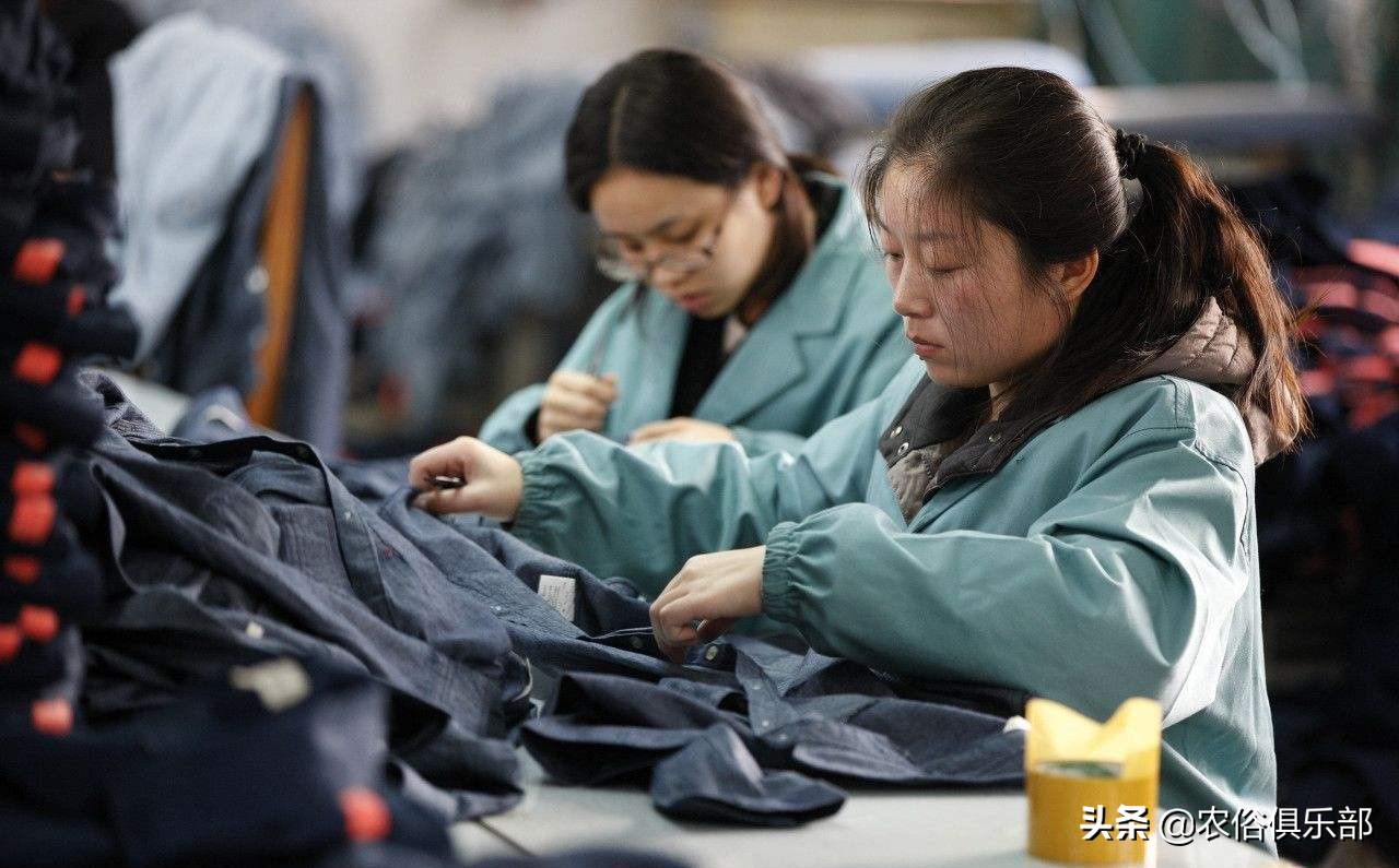 农民外出打工该做什么工作,未来三四线城市农民什么职业吃香