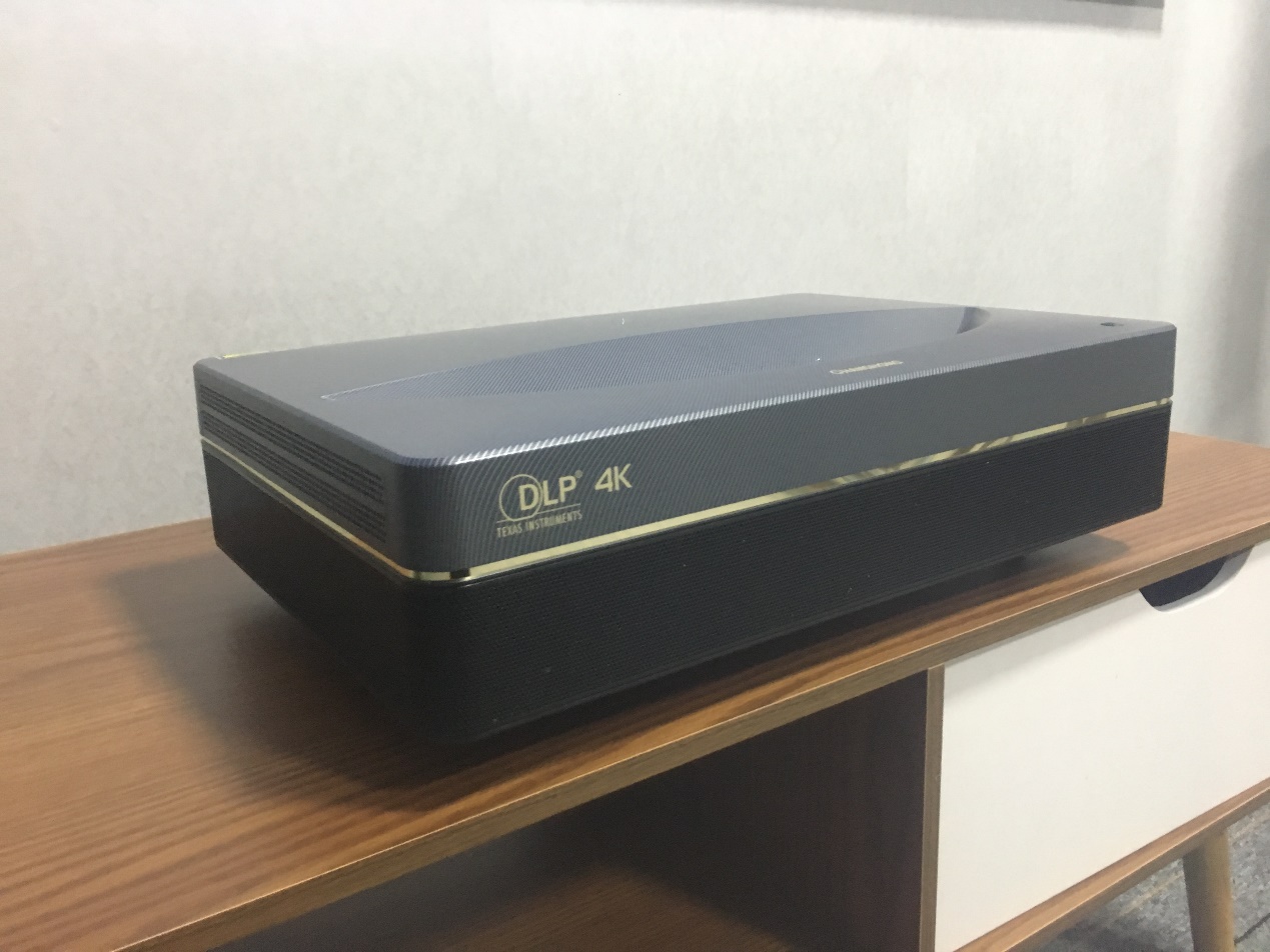 长虹4k激光电视测评,长虹t7u与v8spro哪个好