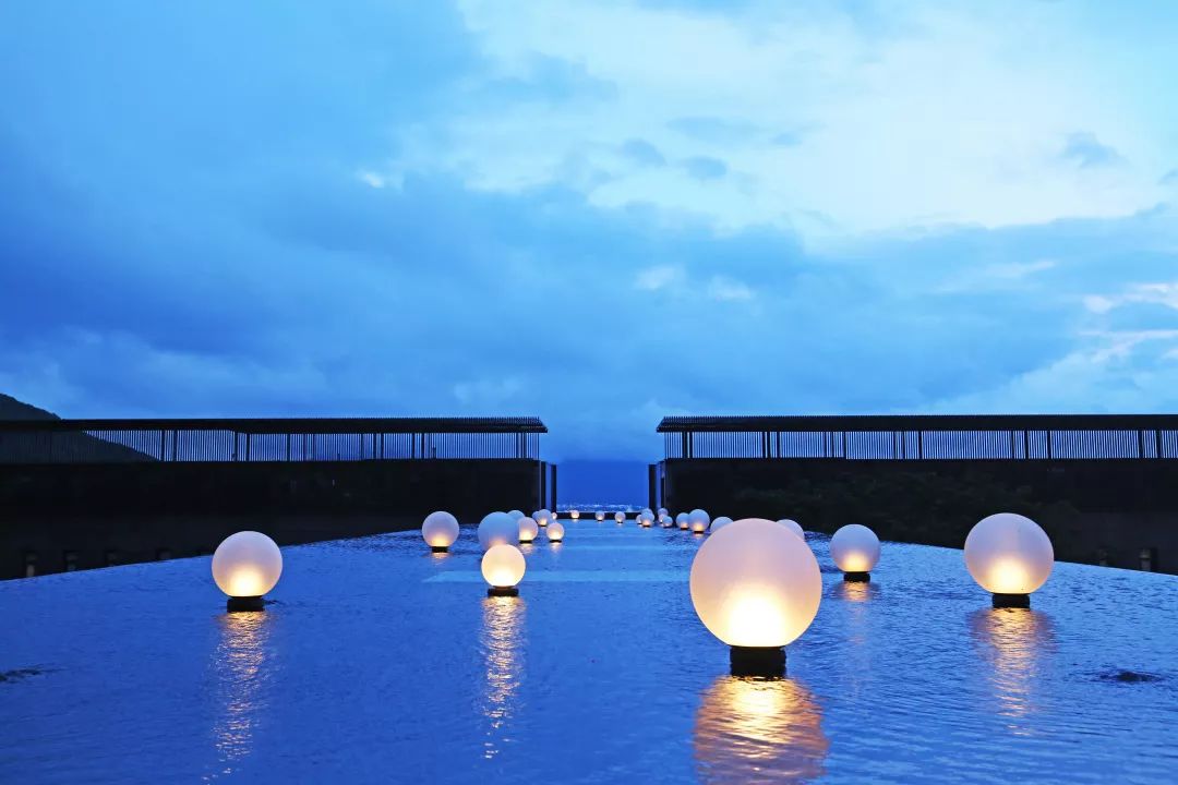 城市酒店好还是民宿好,度假酒店与城市酒店