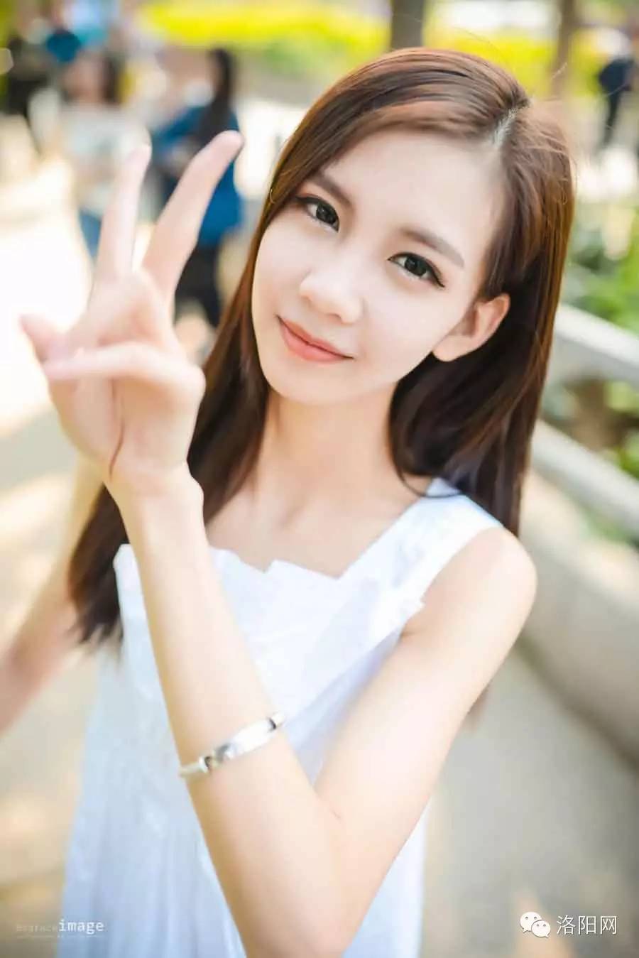 洛阳师范学院粟晓雪：天生美颜，沉鱼落雁！