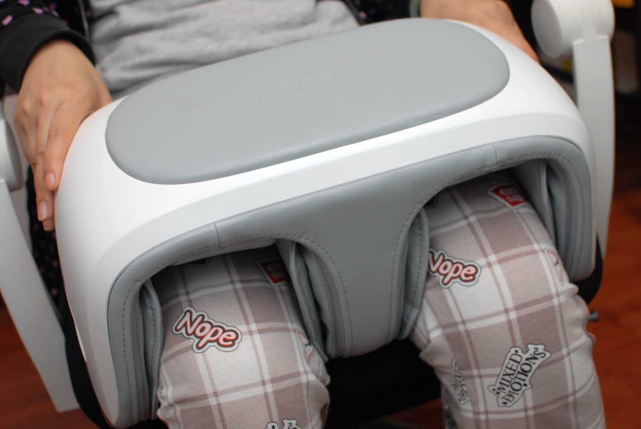 电加热护膝保暖老寒腿膝部按摩器,足部按摩神器推荐