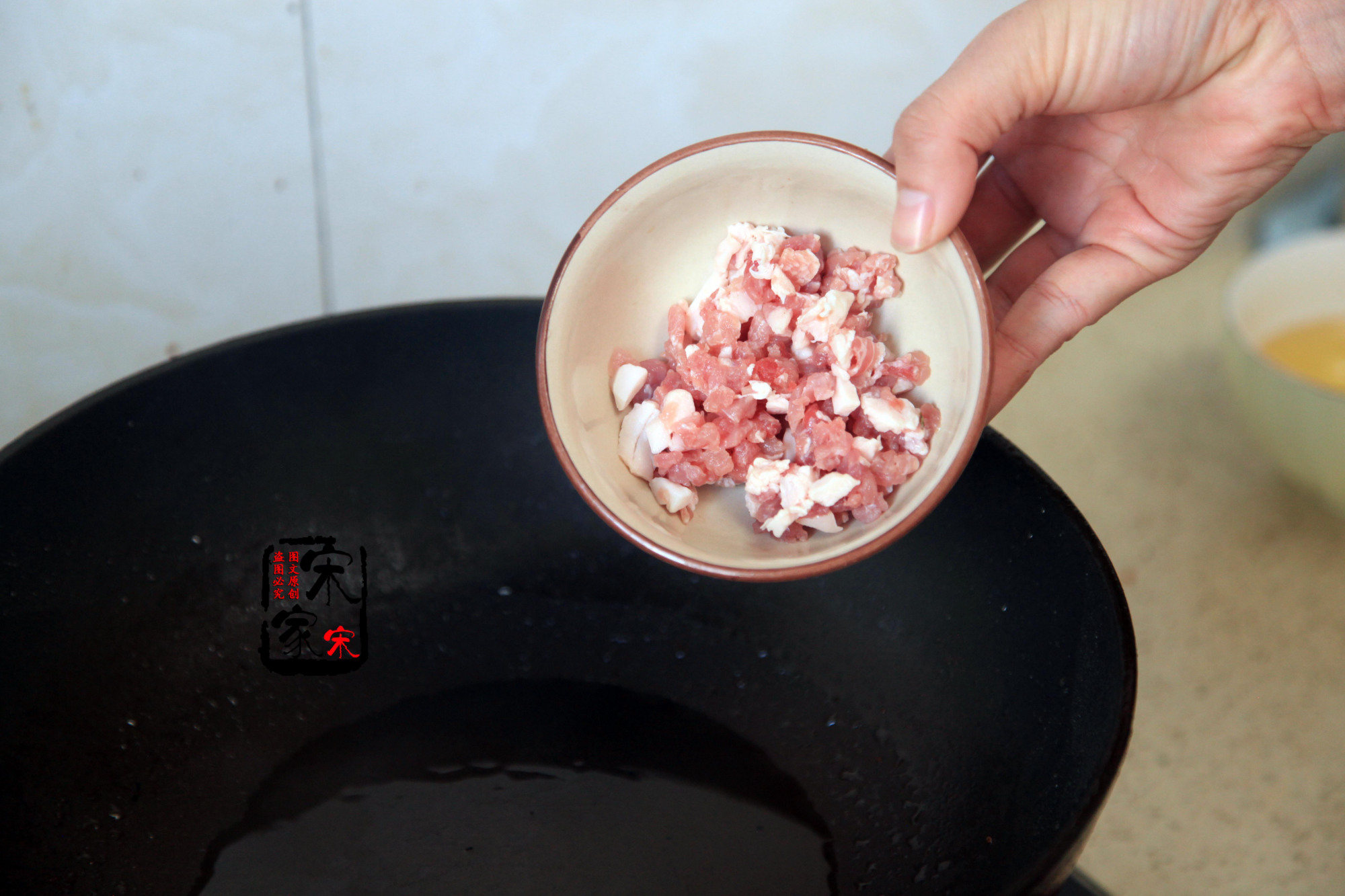 年夜饭来一道甜品惊艳家人们,年夜饭来一道黄金肉蛋卷