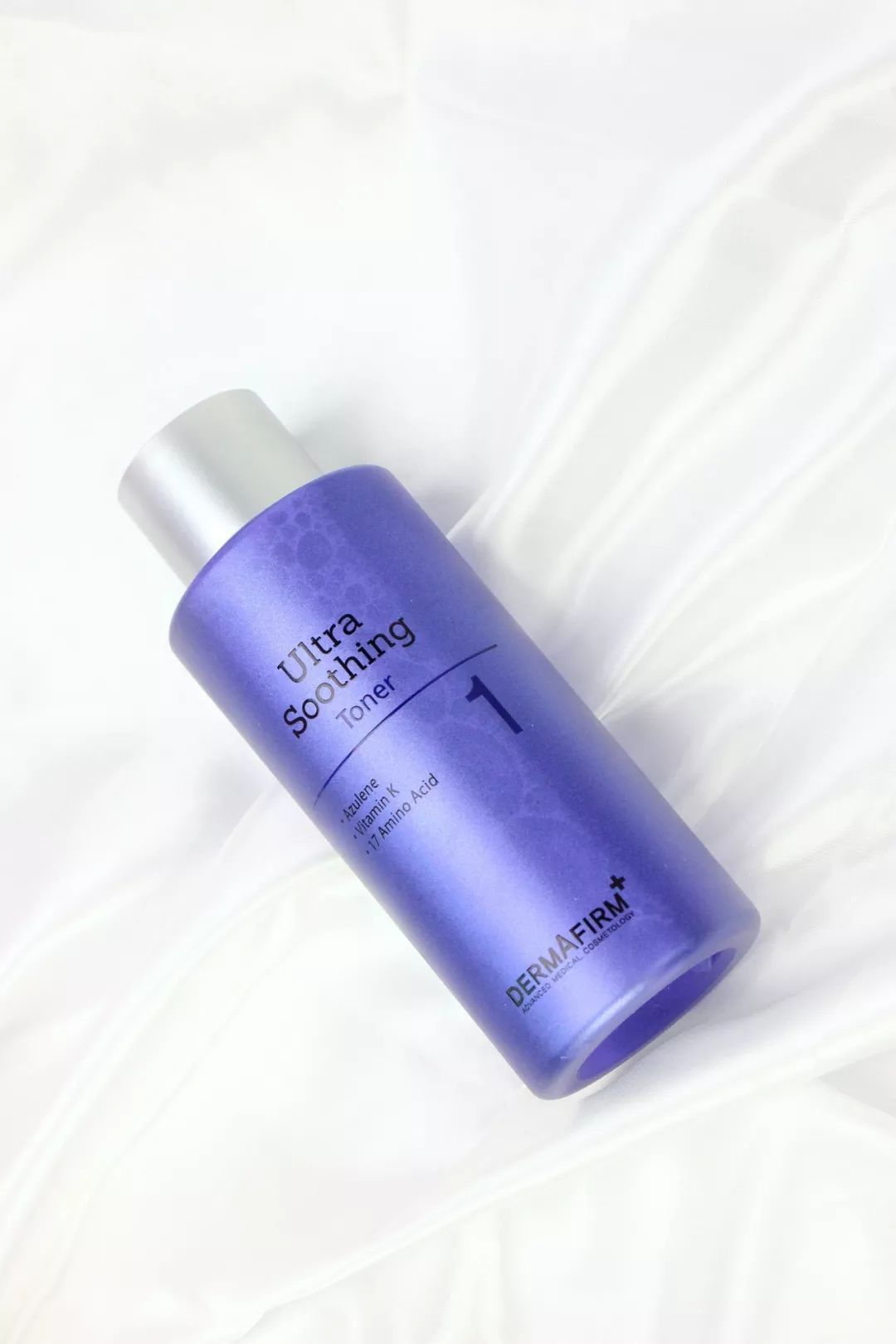 德妃紫苏水乳和黛珂水乳哪个更好,黛珂紫苏水牛油果乳液与德妃水乳