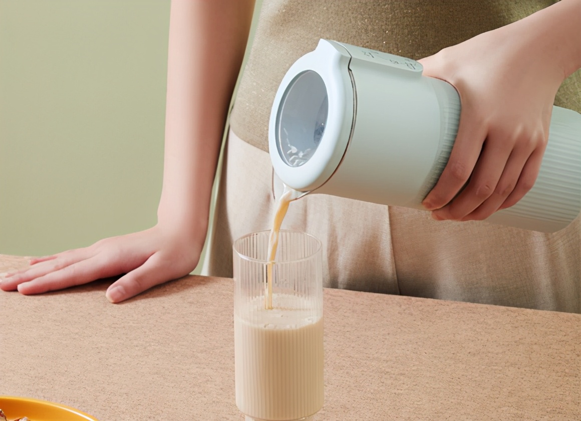 苏泊尔小型豆浆机测评,九阳破壁机和苏泊尔豆浆机哪个好