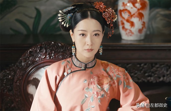 刘墉追案中六王爷为什么绑着胡子,刘墉追案和珅一镜到底