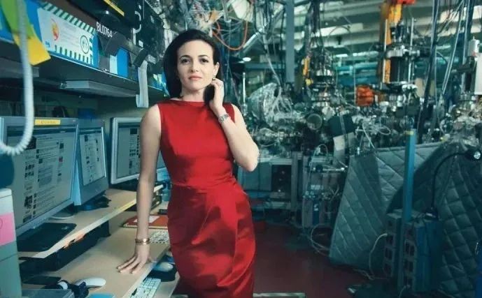 年薪千万但是没谈过恋爱,和年薪百万的人谈恋爱是什么感受