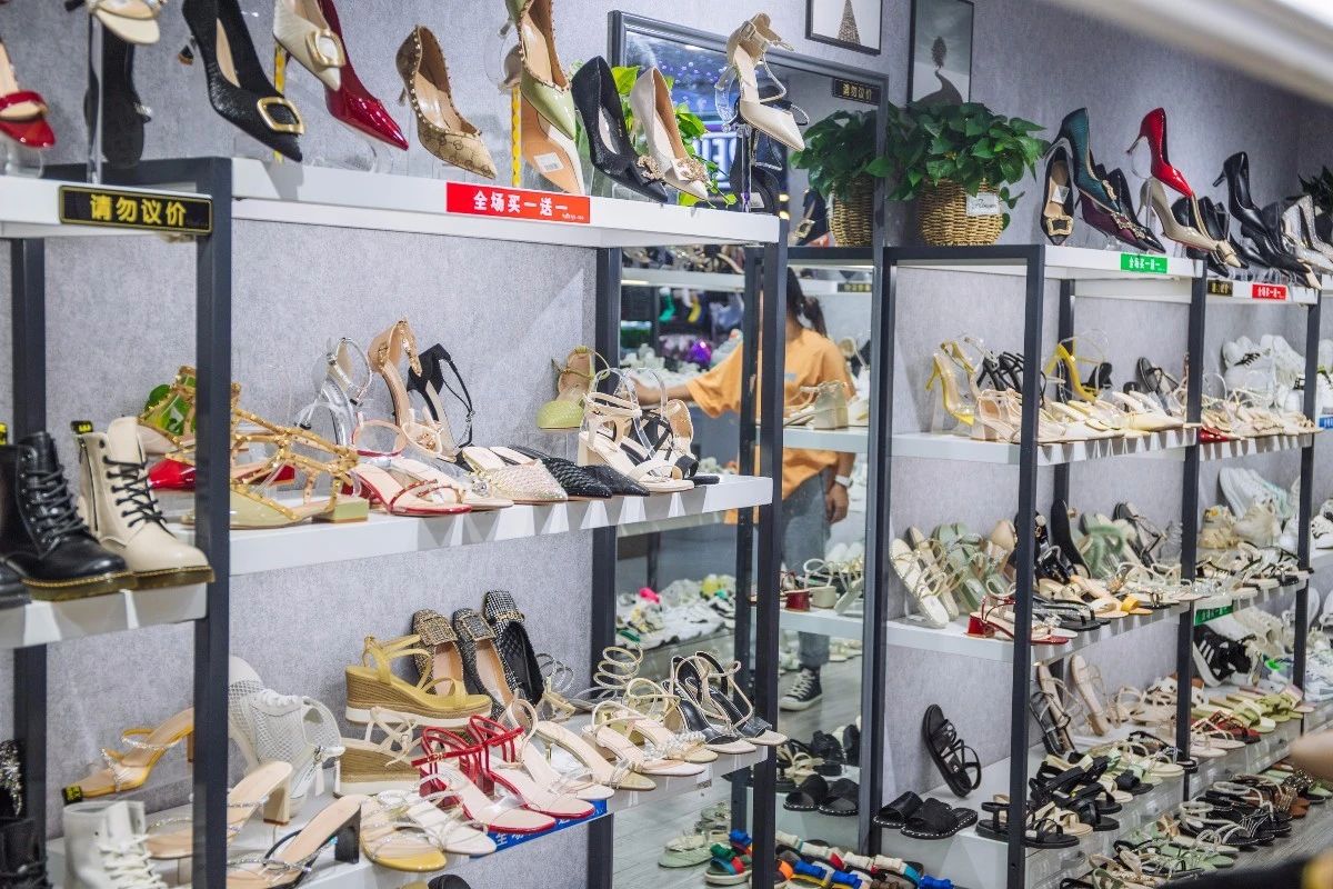 40度高温商场,40度高温商场避暑