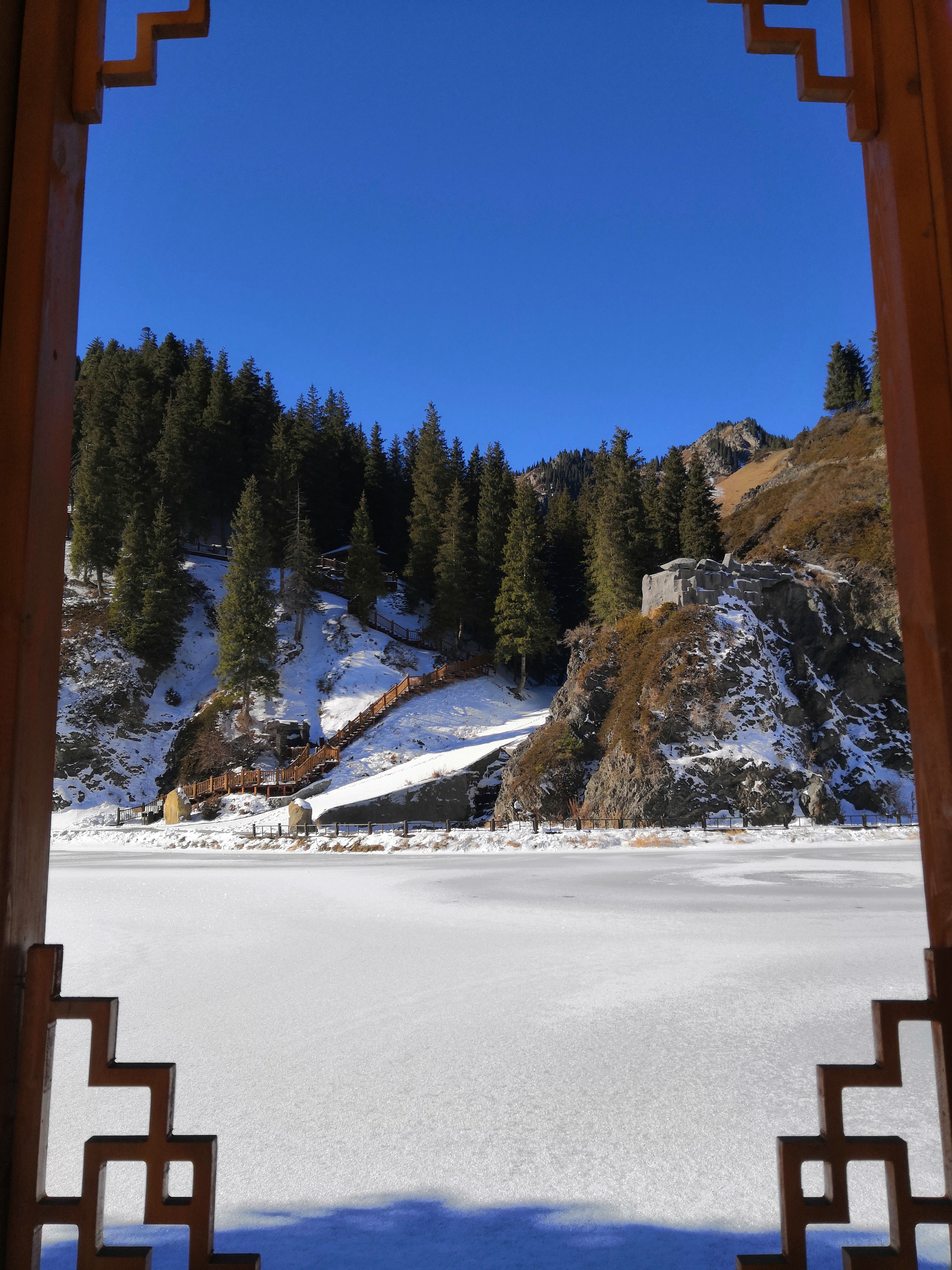新疆北疆旅游攻略,南疆北疆旅游必去十大景点